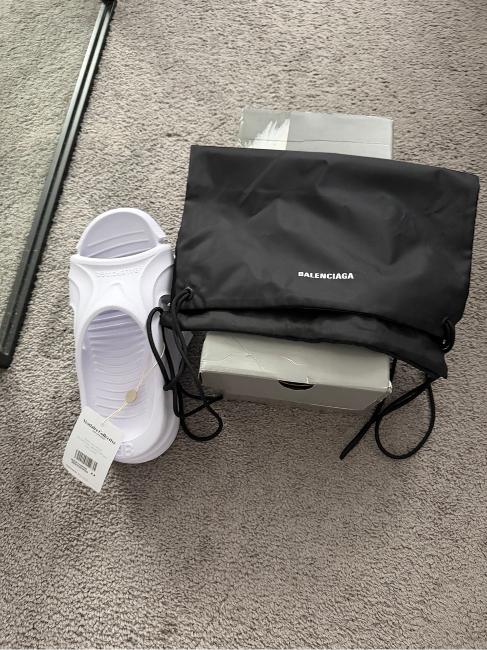 Balenciaga White Mold Slide Sandals - Picture 5 of 6